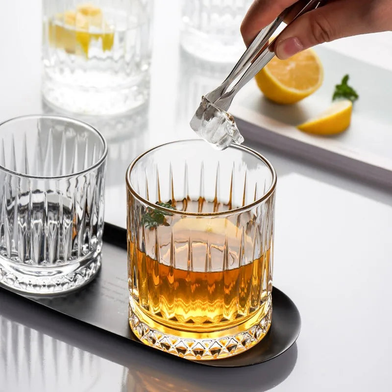 Copos de Whisky com Fundo de Diamante: Brilhe em Cada Gole