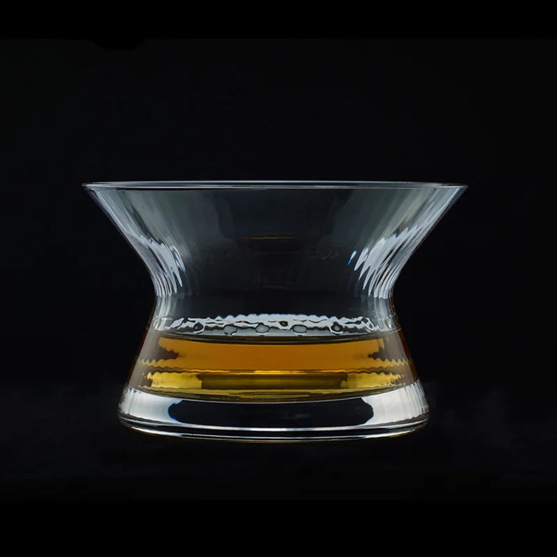 Copo Edo: Um Tesouro Japonês para Celebrar Cada Gota de Whisky - Corletaria