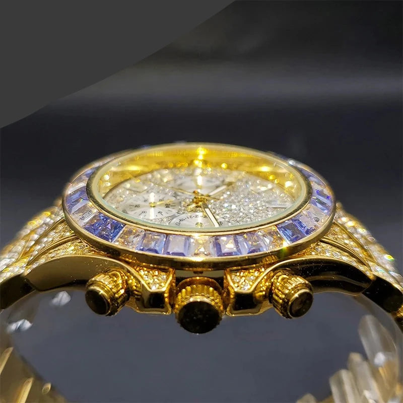 Ostente a Luxúria: Relógio Masculino Dourado com Diamantes Roxos - Corletaria