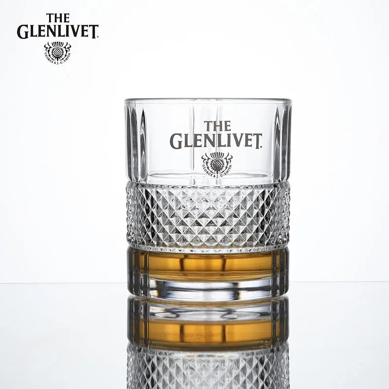 Copo Glenlivet: A Essência do Whisky em Cada Gota - Corletaria